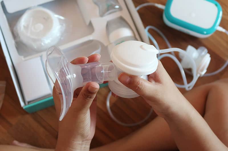 breast pump assembly